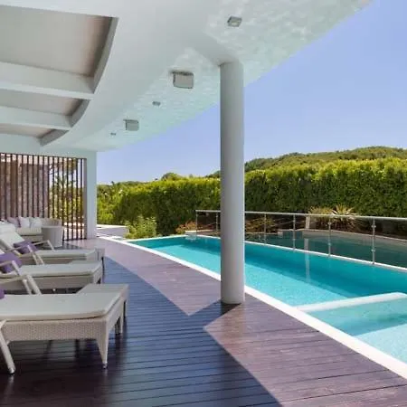 Sleeps 10 With Pool Air Con And Wifi *
